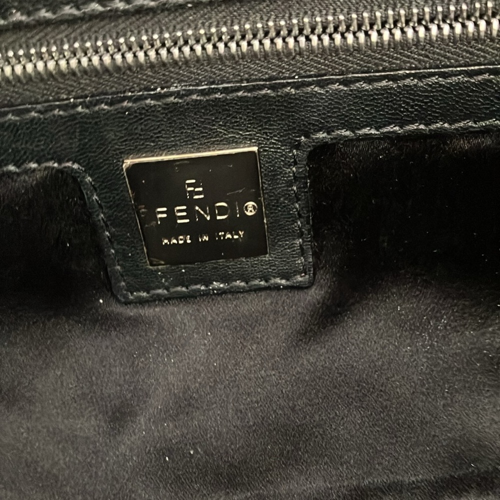 FENDI BAG.    SOLD.     SOLD - Picture 6 of 6
